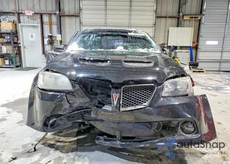 2008 Pontiac G8 z USA, uszkodzony, nr VIN 6G2ER57778L122948